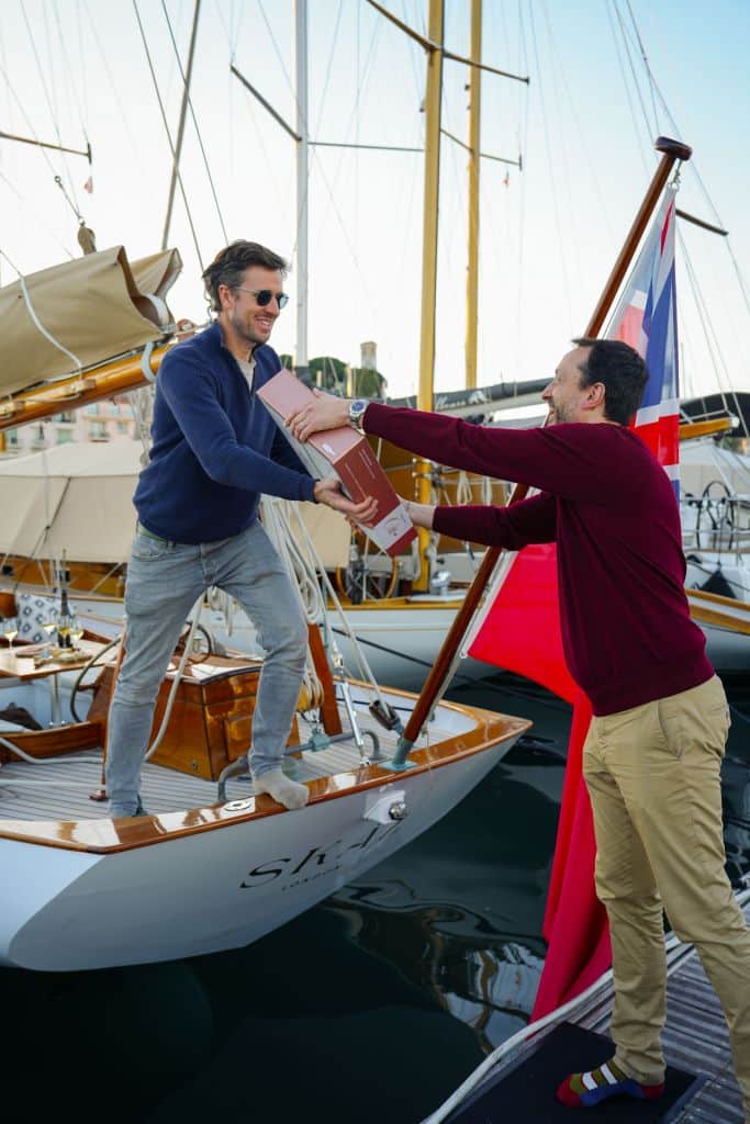 Gencel cave à vins Cannes | Livraison vins et champagnes yachts Côte d'Azur